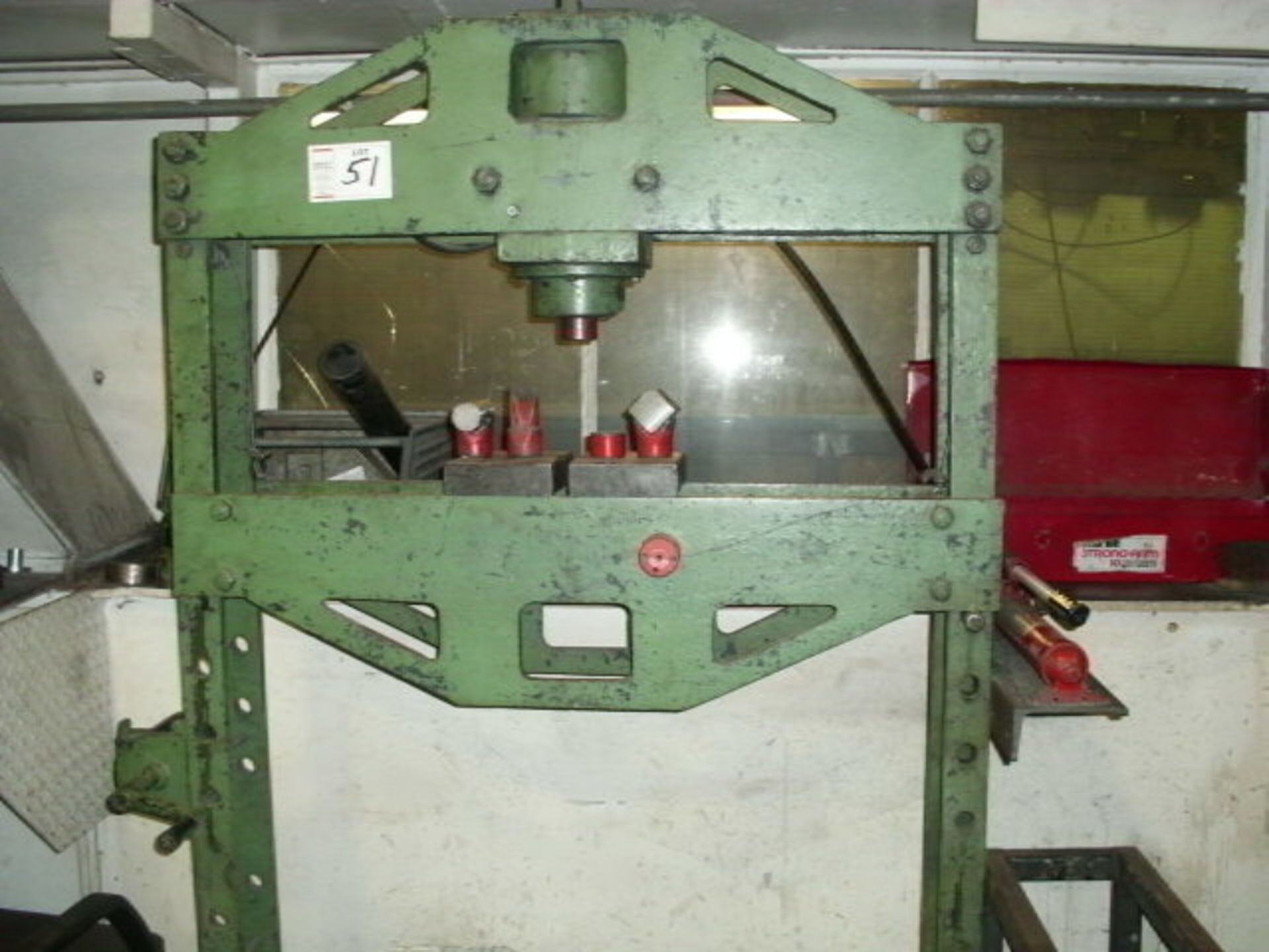 Hand operated HYDRAULIC GARAGE TYPE PRESS