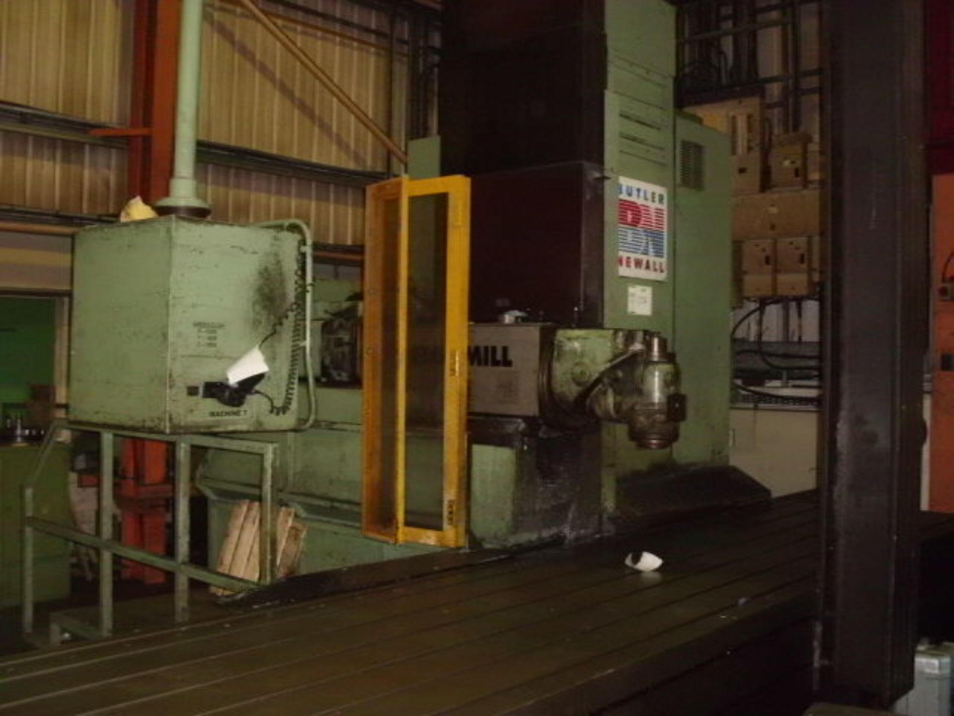 BUTLER NEWALL ELGAMILL CNC bed mill, table 8000 x 1200mm, Heidenhain 415 controls, X - 6202, Y -