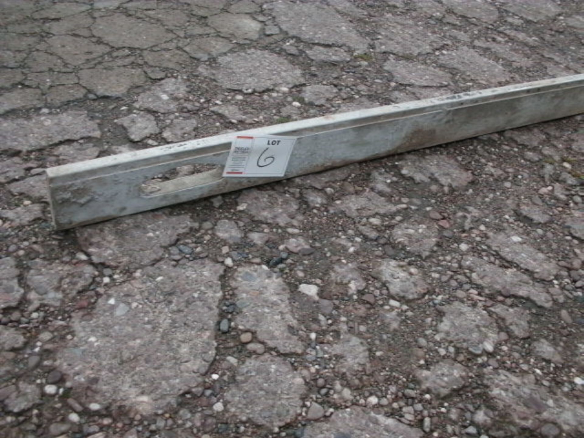 10' ALUMINIUM STRAIGHT EDGE