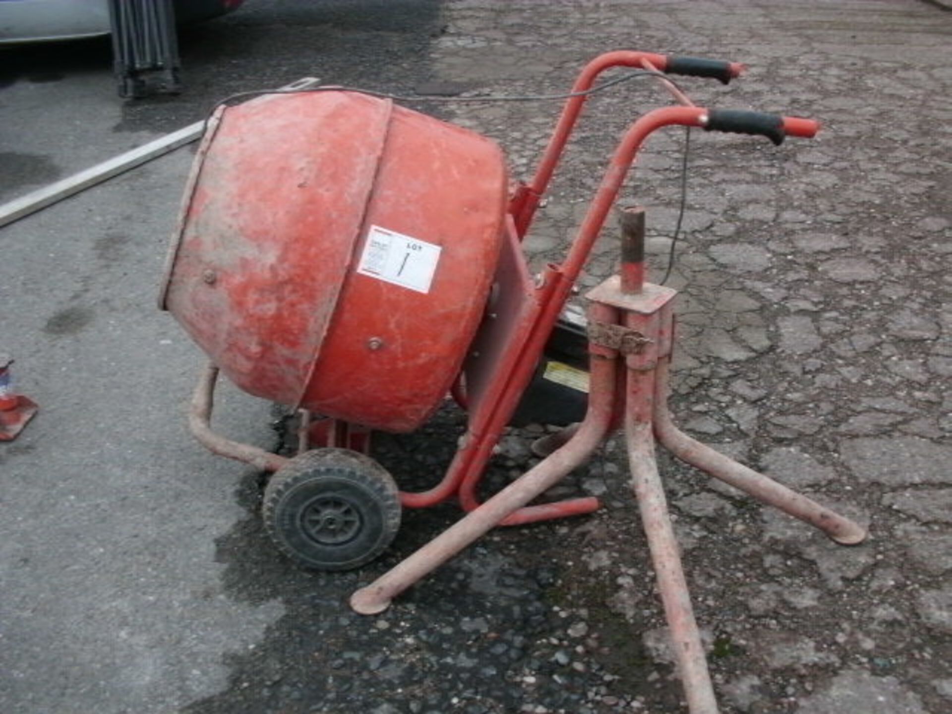 Half bag CONCRETE MIXER 240 volt