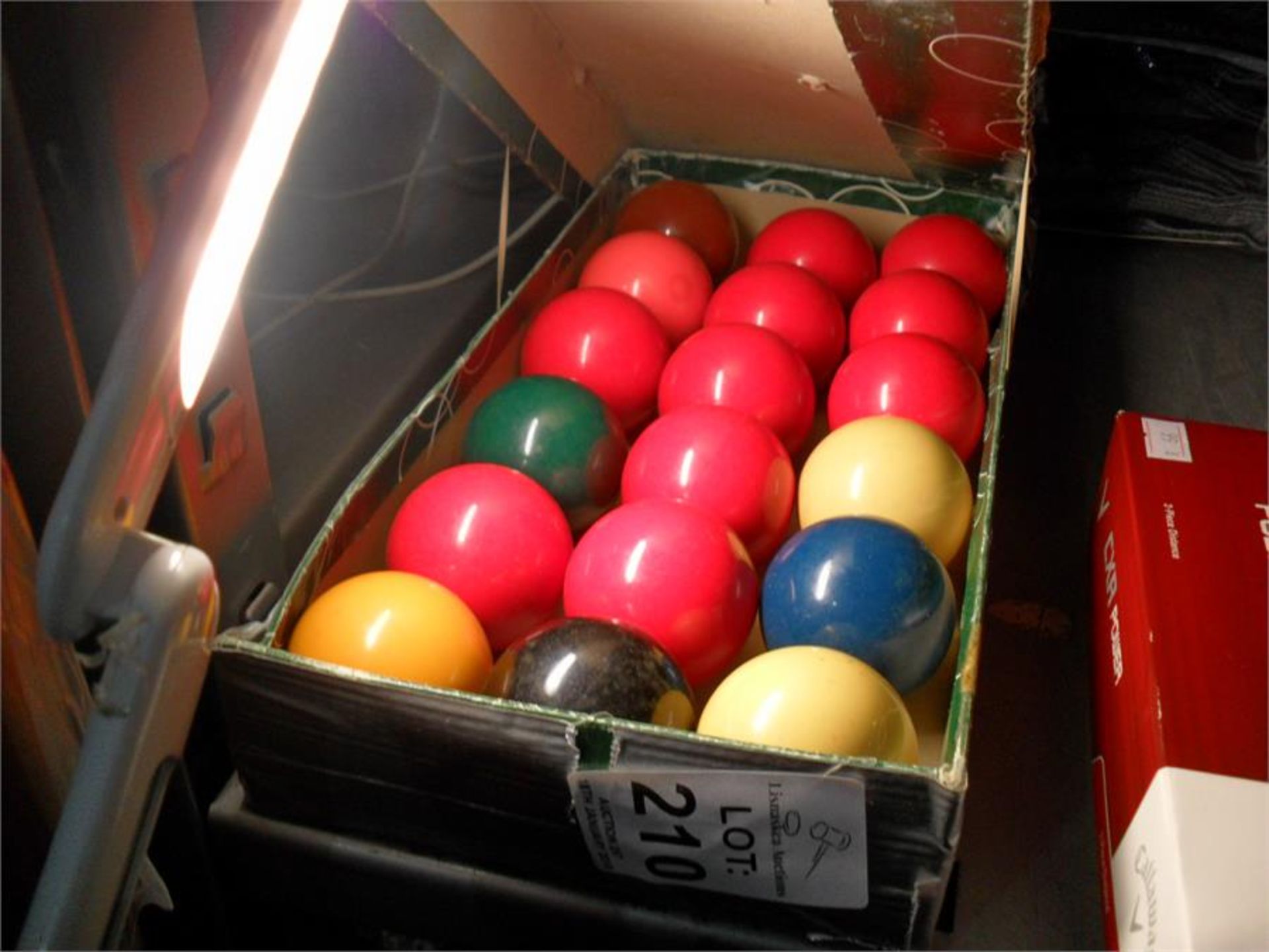 BOX OF SNOOKER BALLS