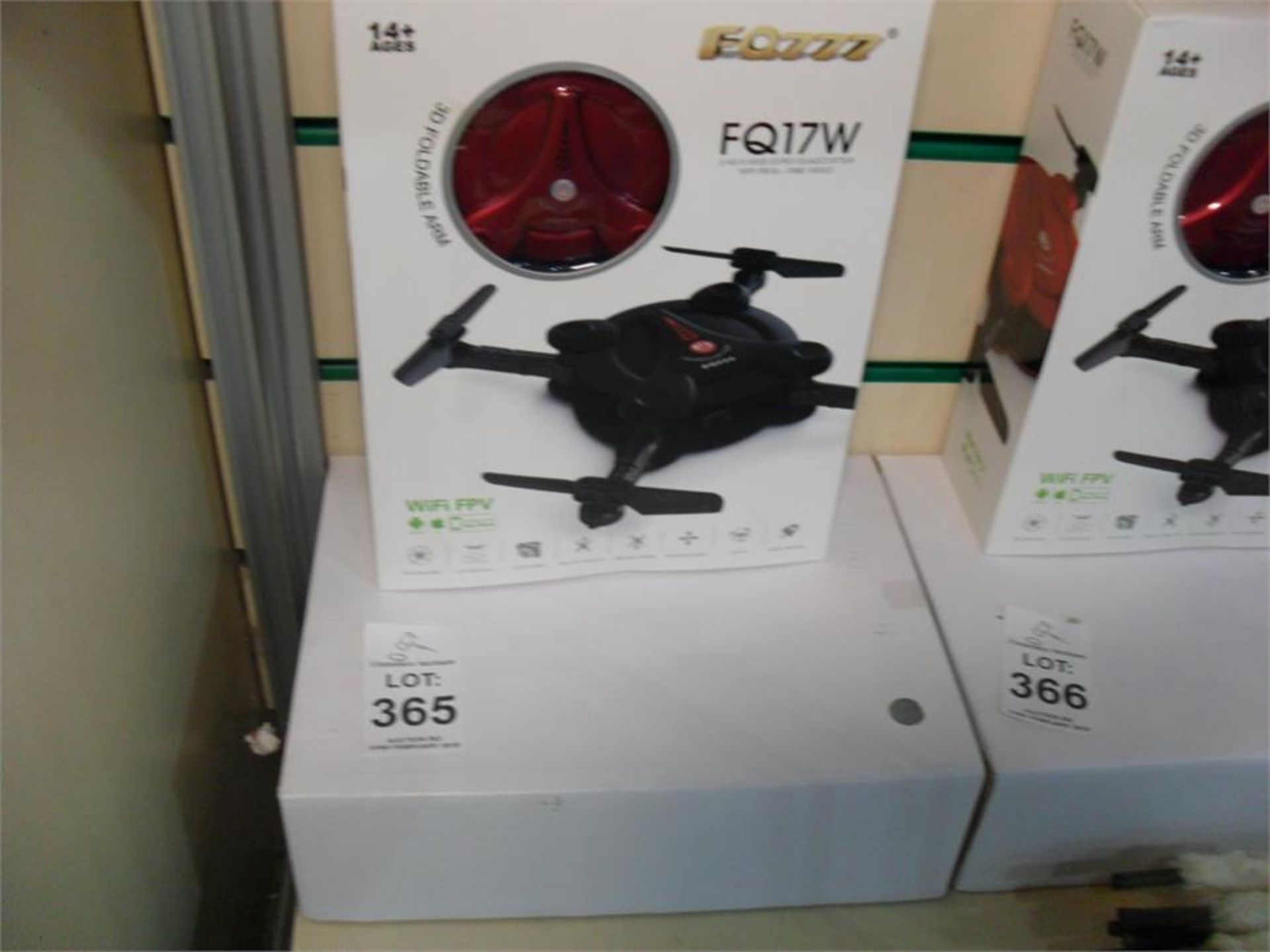 NEW FQ777 RED DRONE BUILT IN WIFI AND RECORD WATCH LIVE FOOTAGE FROM YOUR PHONE