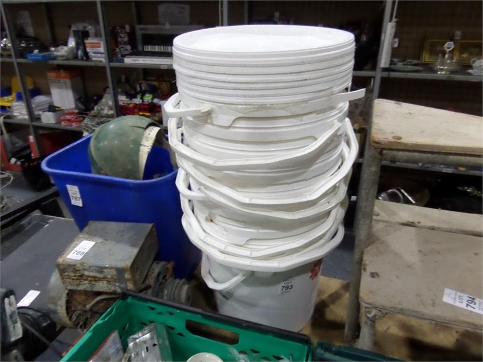 JOB LOT OF WHITE BUCKETS - Image 2 of 2