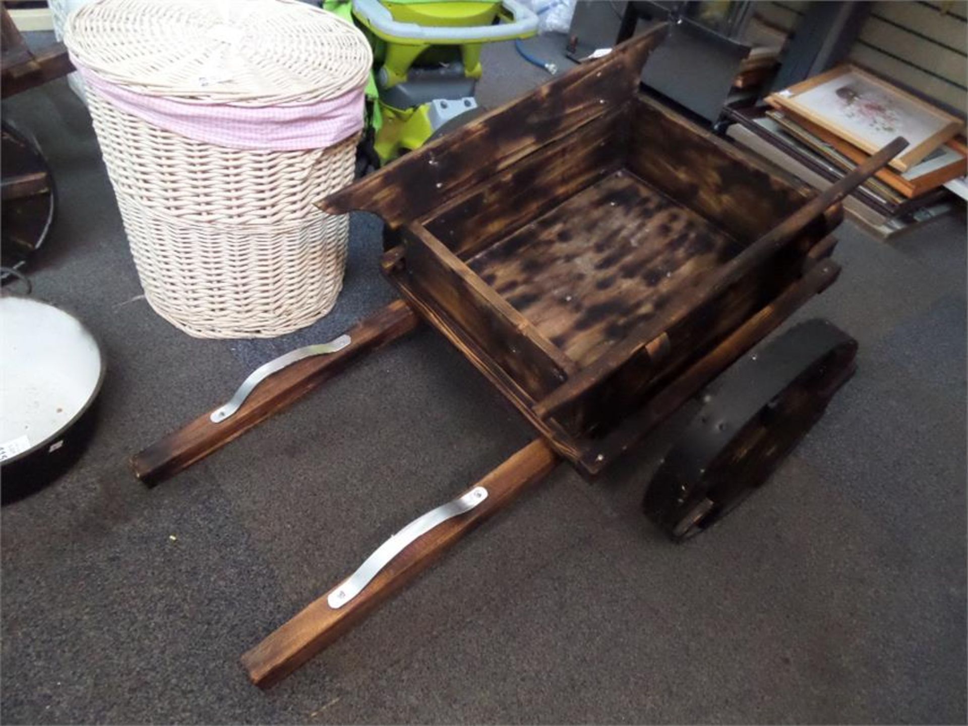 WOODEN GARDEN PLANTER CART