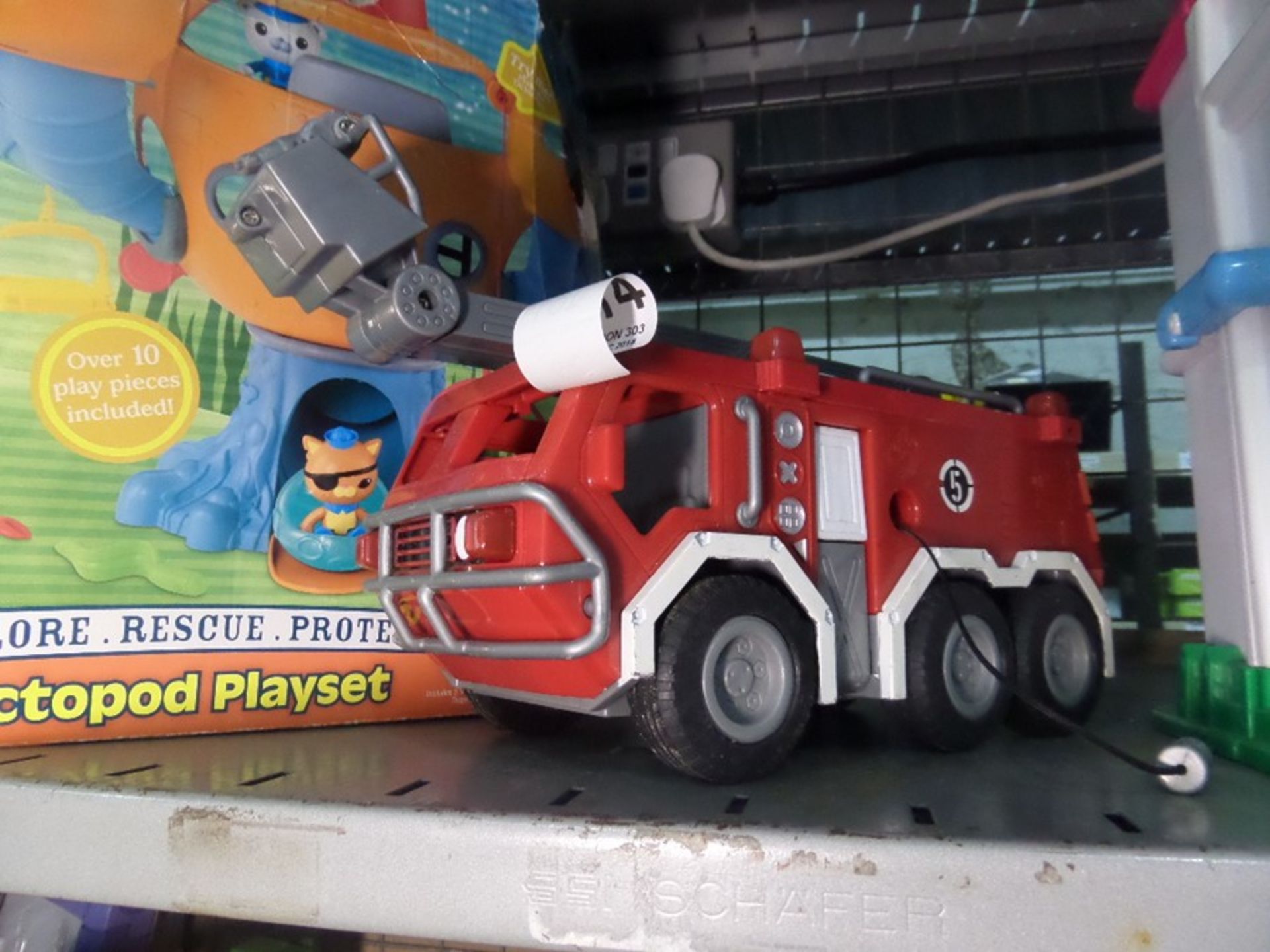 KIDS FIRE ENGINE TOY