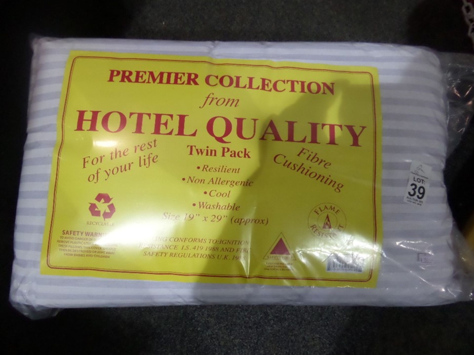 PACK OF 2 HOTEL QUALITY PILLOWS