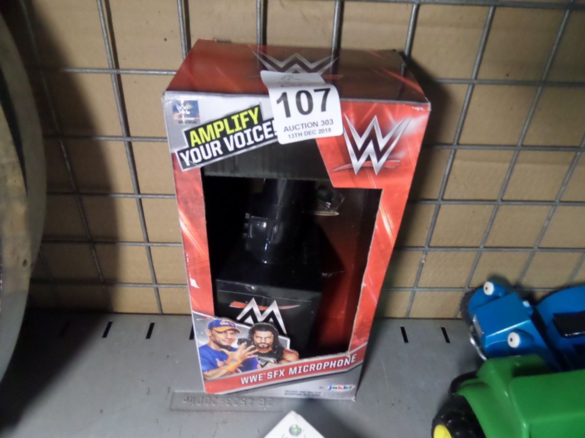 AMPLIFY YOUR VOICE WWE MICROPHONE SHOP CLEARANCE