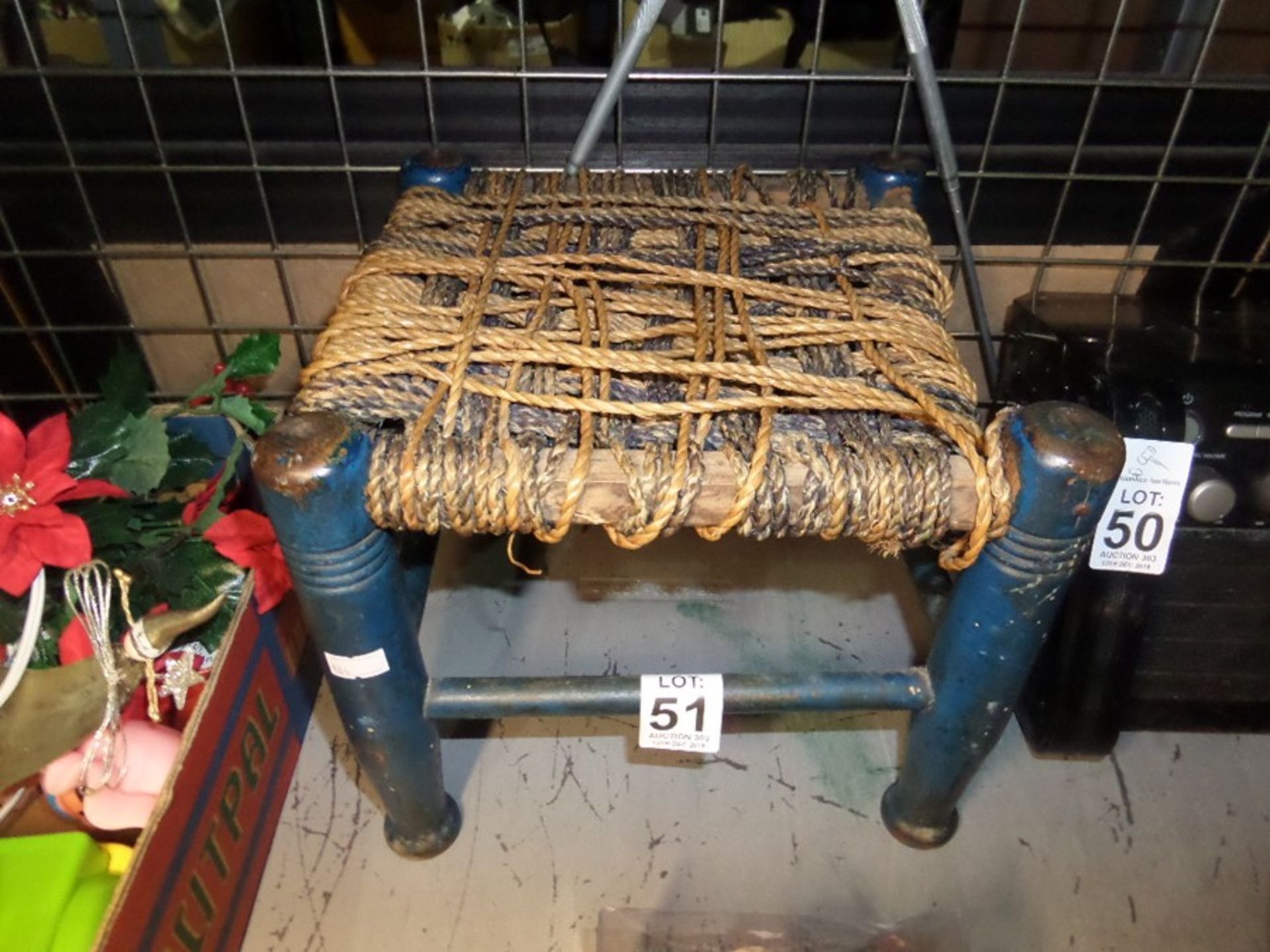 OLD STRING STOOL