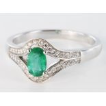 18ct white gold Emerald and Diamond Ring size M weight 3.6g