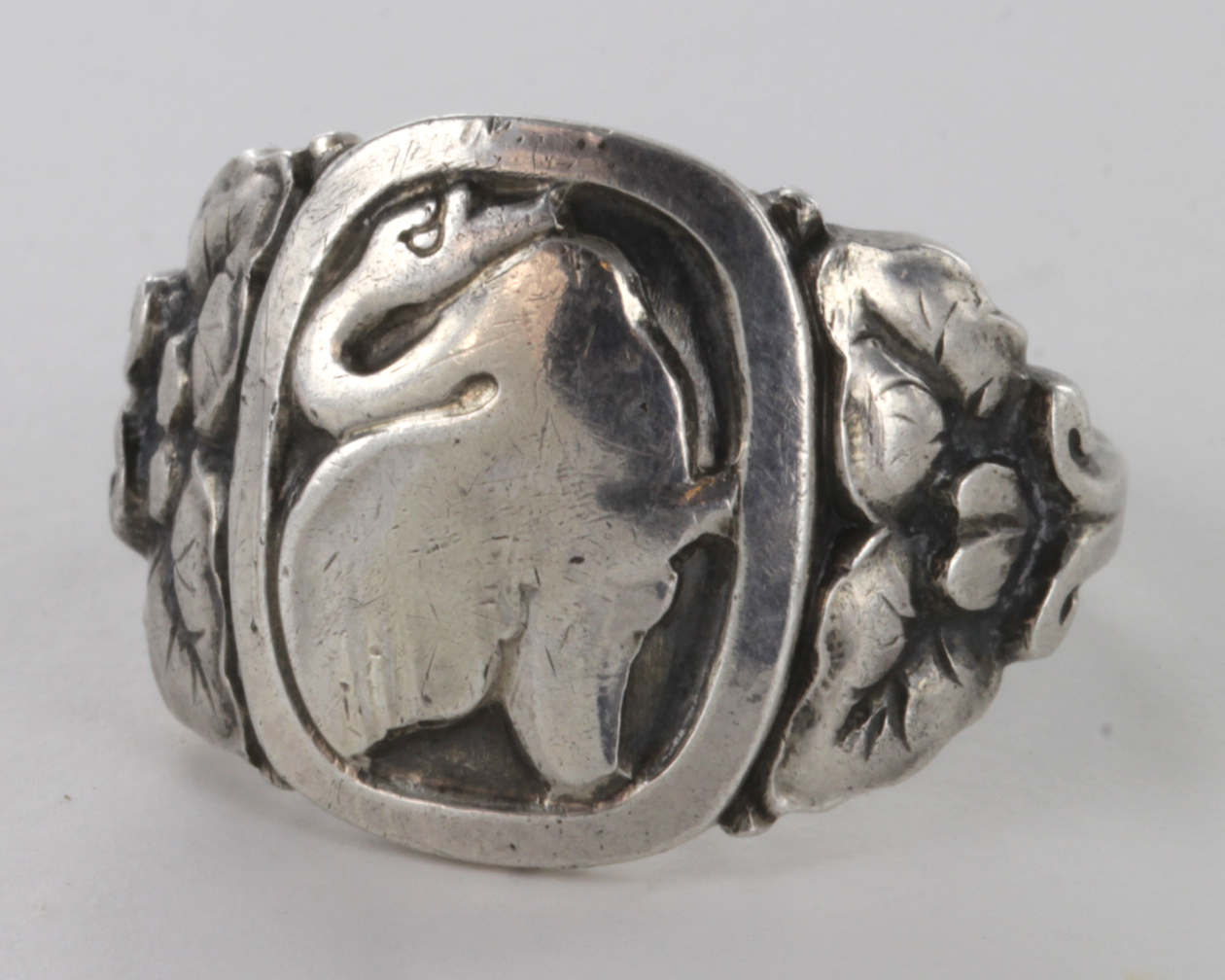 Silver Georg Jensen ring, with Swan decoration, numbered '56', ring size N