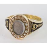 15ct Gold Memorial Ring set with Enamel and Seed Pearls Edith Dec 1 '08 size N weight 3.0g
