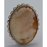 Boxed 9ct Cameo with shell portrait of a woman, hallmarked Birmingham 1966