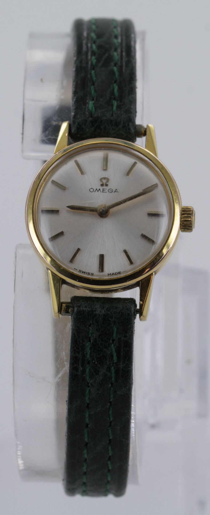 Ladies gold plated Omega wristwatch circa 1965 (serial number 22118728). Working when catalogued