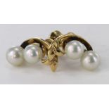 14ct yellow gold screw fitting earrings set with double cultured pearl on each, weight 4.3g