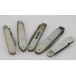 Five Silver & mother of pearl fruit knives all have silver blades, two of which are Georgian, marked