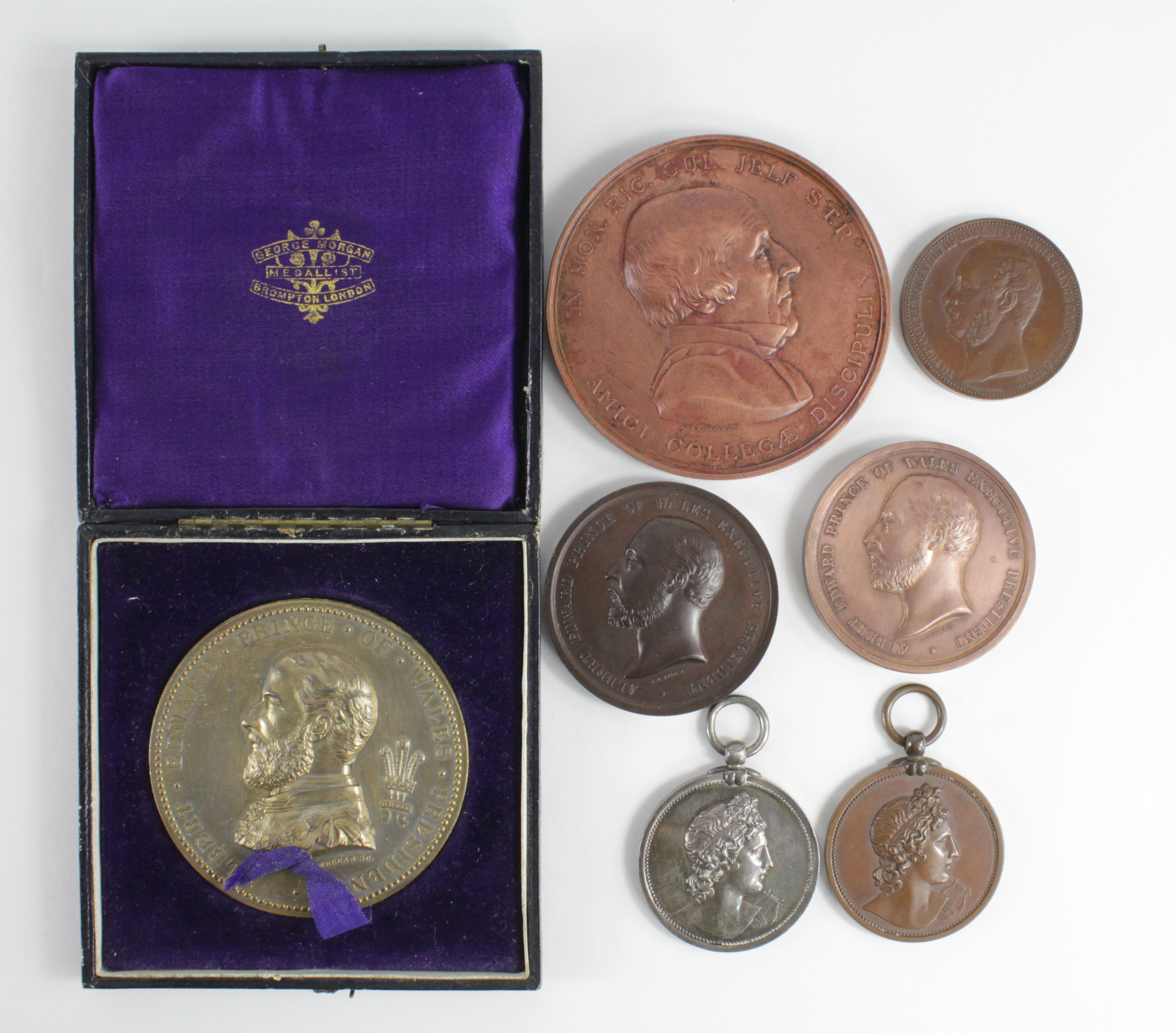 British Exhibition and Academic Medals (7): 2x Colonial & Indian Exhibition London 1886 bronze d.