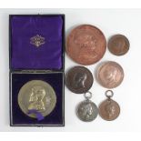 British Exhibition and Academic Medals (7): 2x Colonial & Indian Exhibition London 1886 bronze d.