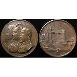 British Commemorative Medal, bronze d.76mm: Tower Bridge Opened 1894, by F. Bowcher, Eimer no. 1790,