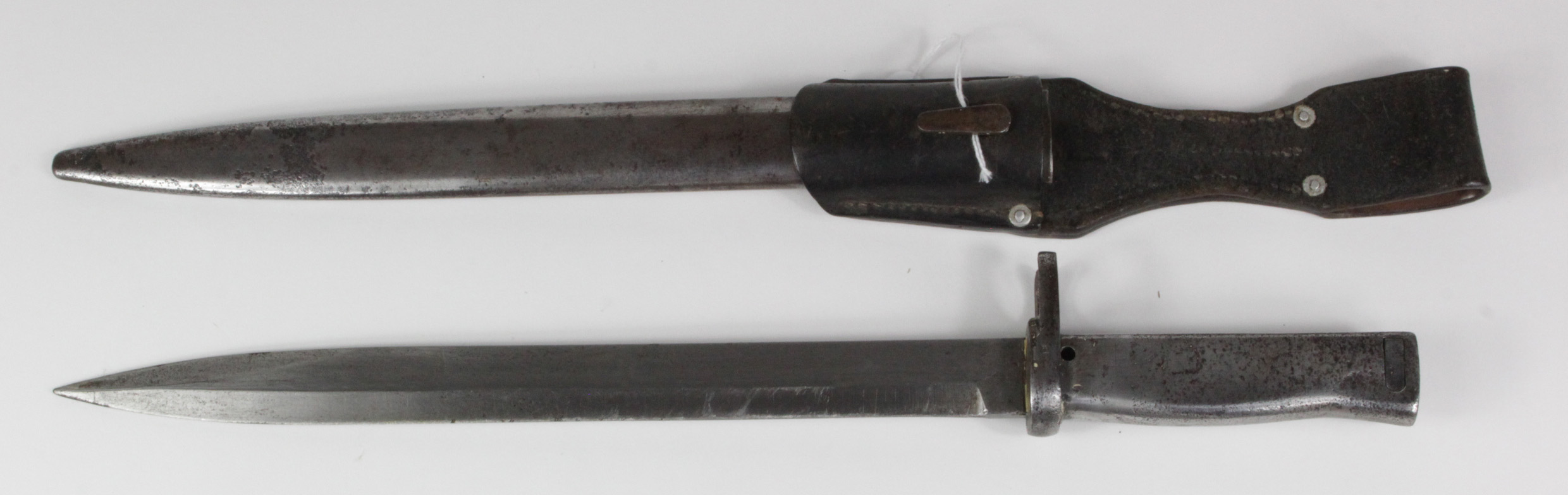 German WW1 ersatz bayonet with metal scabbard and leather frog, maker marked