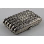 Very attractive shaped and engraved silver cheroot case - hallmarked GL Birmingham, 1904. Weight