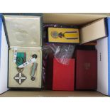 Poland etc cased/boxed medals inc Italian Gulf War Cross, Poland Order of Restituta 1944 + miniature