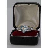 14ct white gold heart shaped blue topaz and diamond ring, size R, weight 6.2g