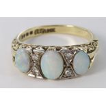 18ct Gold Opal and Diamond Ring size L weight 5.5g