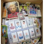 Cigarette & trade cards, a large quantity of mostly loose cards, part sets & odds, various ages,