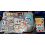 Trade cards, a large quantity of cards in sleeves and loose, many different manufacturers and series