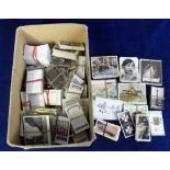 Cigarette cards, a mixture of approx. 1,500 cards, various manufacturers & series (NO Player's or