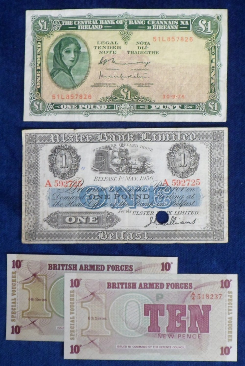 Banknotes, album of approx. 75 worldwide banknotes, various ages and countries incl. Russia, - Image 3 of 4