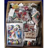 Cigarette & trade cards, a large mixture of loose cards (1,000's), many different manufacturers &