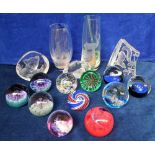 Collectables, a large quantity of paperweights and other collectable glass items to include