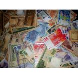 Banknotes, a large collection of approx 700 banknotes, 1930's onwards, world wide selection from