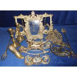 Collectables, a large quantity of brass items to include ornate photo frames (5), horse brasses,