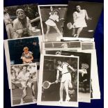 Tennis Press Photo's, a collection of approx 130 photographs, mostly b/w, all featuring Female