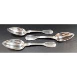Continental white metal set of three fiddle thread pattern tablespoons, weight 260g approx.