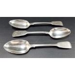 Matched set of three 19th Century fiddle pattern dessert spoons, 1835 and 1841, weight 4.75oz