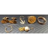 Small collection of costume jewellery including a gold plated coin ring.