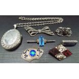 Silver and white metal jewellery including an Art Nouveau silver and enamel cabochon set brooch by