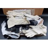 Quantity of vintage ladies gloves.