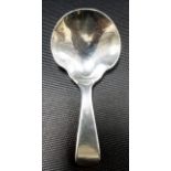 William IV silver caddy spoon of plain form, London 1833, weight 13g approx