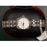 Contemporary Tissot gent's stainless steel quartz bracelet watch within original case.