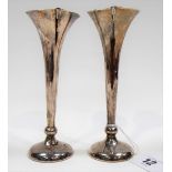 Pair of Edwardian silver bud trumpet vases with weighted bases, height 5.25in, Birmingham possibly