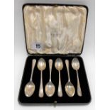 Set of 6 cased silver teaspoons, Sheffield 1940, weight 2.50oz approx