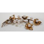 14ct gold and pearl set leaf brooch, stamped 14k, weight 4.2g approx.