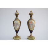 Paire of vases in Sèvres porcelain with champlevé and onyx (30cm)