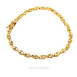 A vintage, 14 ct yellow gold bracelet