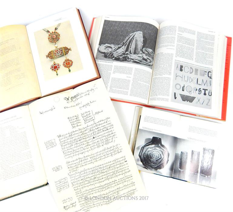 "Contemporary Designers" pub. 1984 and three other books on jewellery and glass. - Image 3 of 3