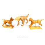 A ergonome style gekko (30cm long overall) together with two cats. (3)